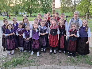 Abendeinstimmung im Schlossgarten heute: „Von Fränkisch bis International“ (Quelle: Markt Pleinfeld)