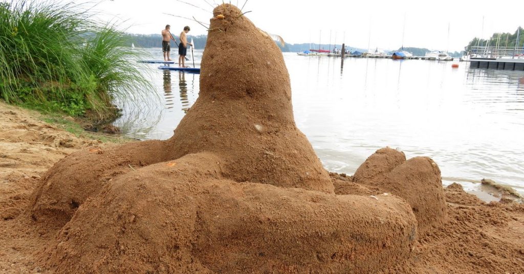 Sandskulpturenwettbewerb (Quelle: Gemeinde Pfofeld)