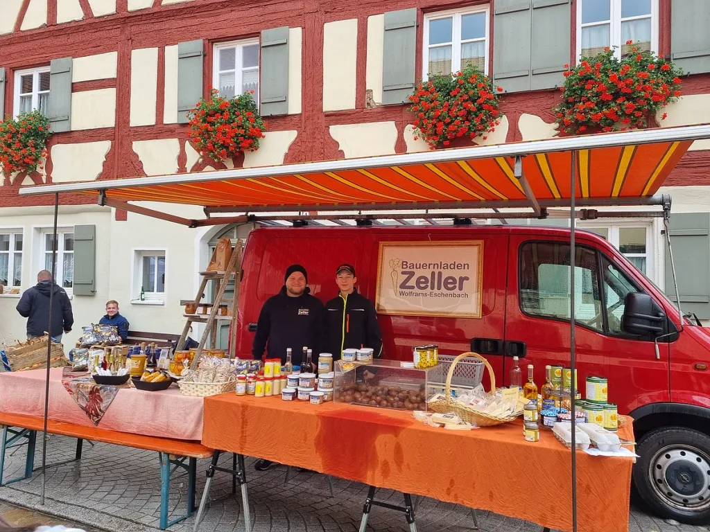 Herbstmarkt des Gewerbeverbands (Quelle: Tourismusverband Fränkisches Seenland)