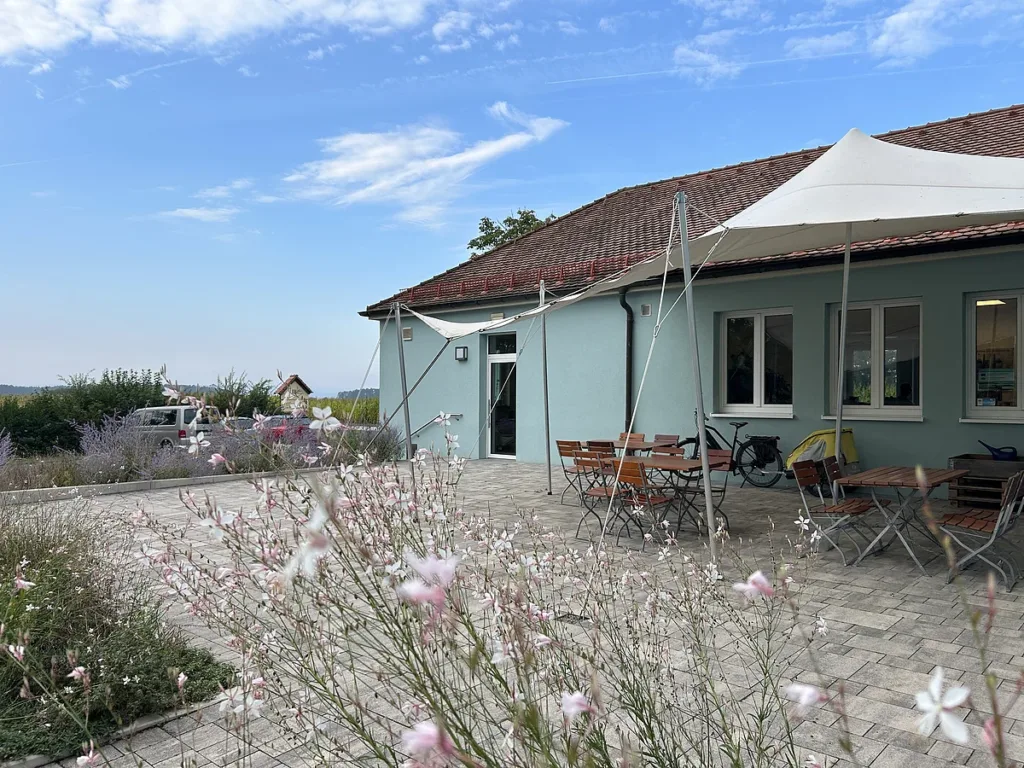 Kneipe Café Hans (Quelle: Tourismusverband Fränkisches Seenland)