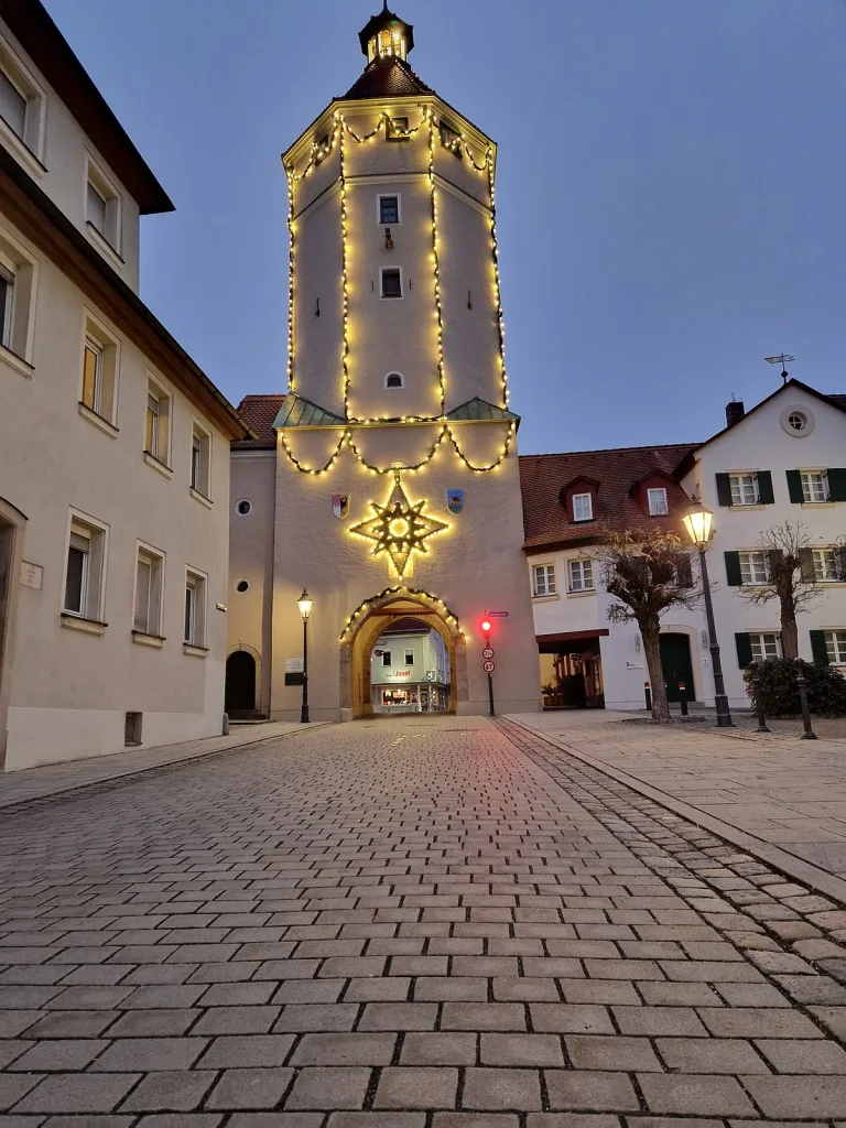 Kostenlose Blasturmführung zum Romantischen Weihnachtsmarkt (Quelle: Tourismusverband Fränkisches Seenland)