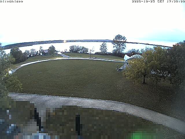 Blick auf die Anlegestelle am Altmühlsee bei Schlungenhof.