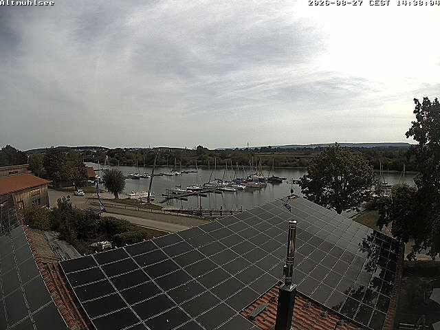 Live-Webcam: Altmühlsee Schlungenhof Hafen