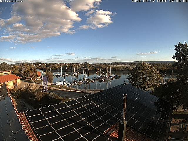 Live-Webcam: Altmühlsee Schlungenhof Hafen